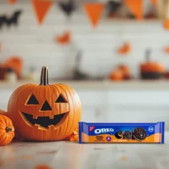 Oreo Halloween Green And Orange Creme Chocolate Sandwich Cookies King Size - 2.04oz -Halloween Costume Store GUEST 4cd0ad90 ff6d 4047 9686 9b6d0ca726bd