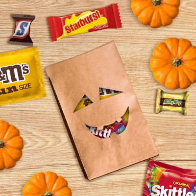 Mars - Snickers, M&M's, Starburst, Skittles, Milky Way Halloween Candy Bulk Variety Bag - 77.4oz/195ct 6 Mars - Snickers, M&M's, Starburst, Skittles, Milky Way Halloween Candy Bulk Variety Bag - 77.4oz/195ct - Image 6