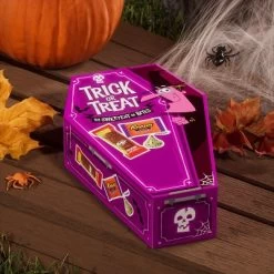 HERSHEY'S Milk Chocolate Assorted Trick Or Treat Halloween Candy Coffin Gift Box - 29.04oz/94pc -Halloween Costume Store GUEST be181851 bef2 4191 bf49 9c4d6da8a7f4