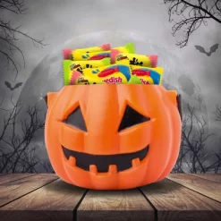 SOUR PATCH KIDS Watermelon & Swedish Fish Halloween Candy Variety Pack - 36.32oz/80ct -Halloween Costume Store GUEST d729f056 506a 445e 8edd 878e7d5cb616