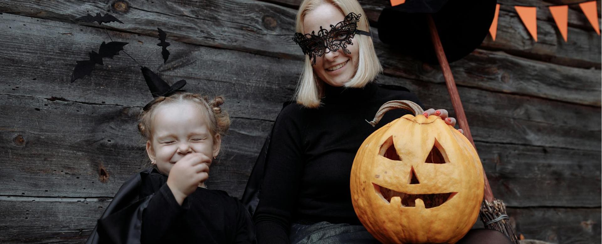 Halloween Costume Store 1 Halloween Costume Store -Halloween Costume Store pexels thirdman 5415718